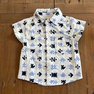 4/$20 Monica + Andy puzzle piece organic short sleeve button down